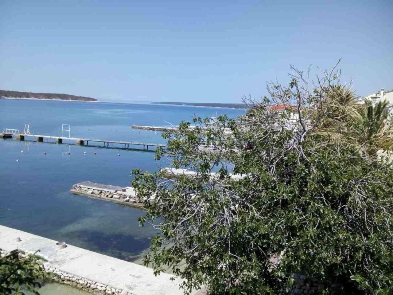 Apartments Petar - 6M From The Sea Barbat na Rabu Εξωτερικό φωτογραφία