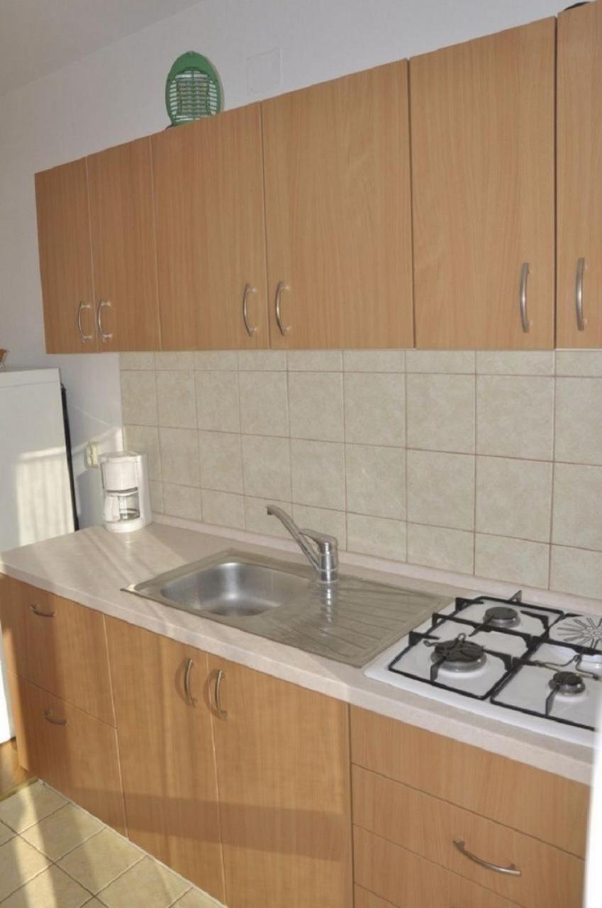 Apartments Petar - 6M From The Sea Barbat na Rabu Εξωτερικό φωτογραφία