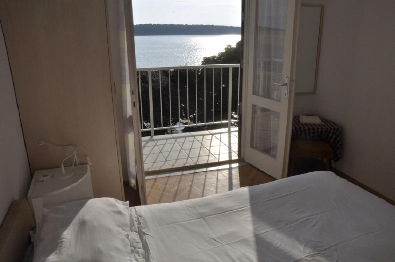 Apartments Petar - 6M From The Sea Barbat na Rabu Εξωτερικό φωτογραφία