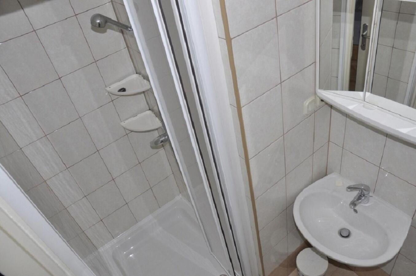 Apartments Petar - 6M From The Sea Barbat na Rabu Εξωτερικό φωτογραφία