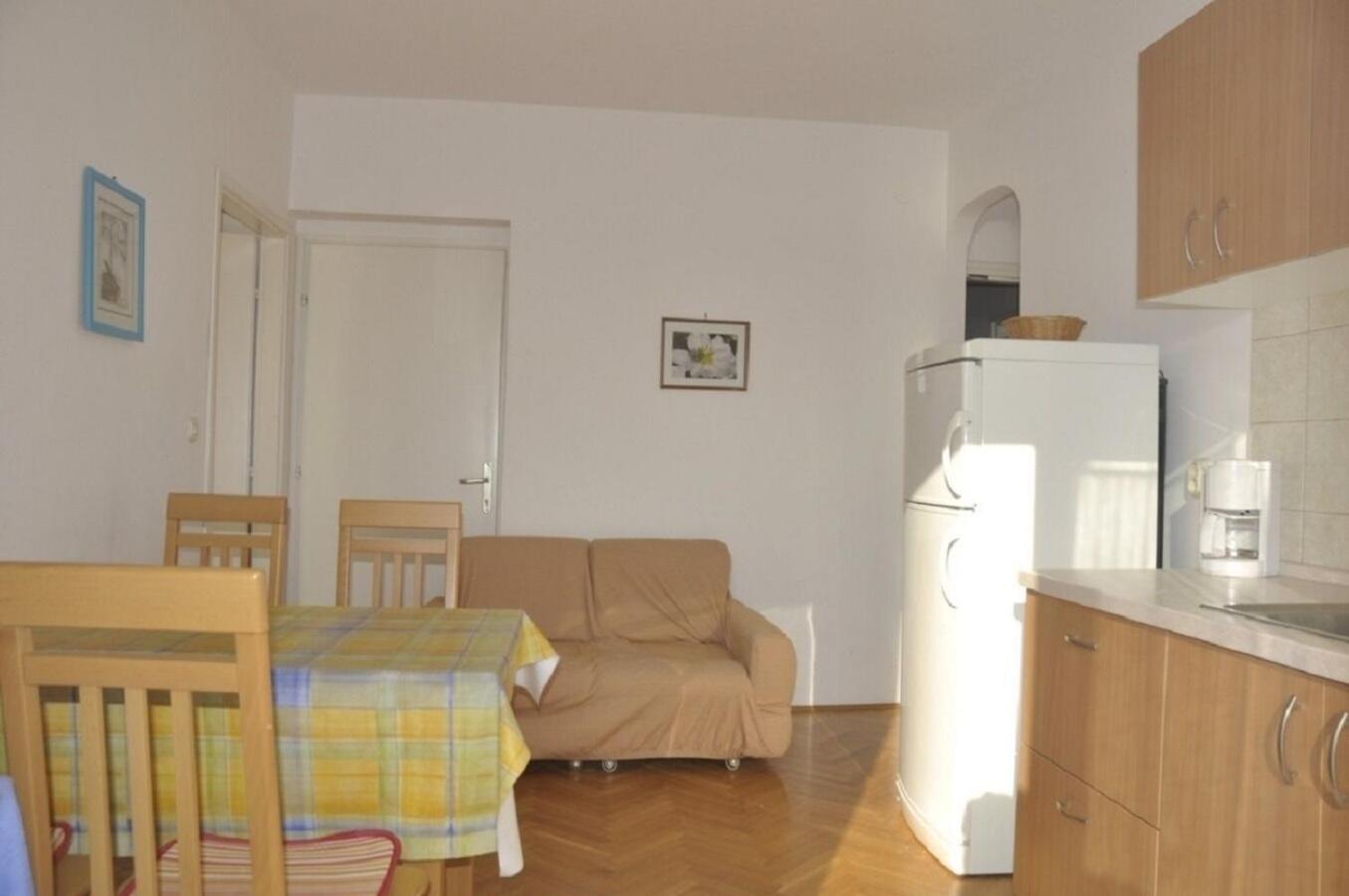 Apartments Petar - 6M From The Sea Barbat na Rabu Εξωτερικό φωτογραφία