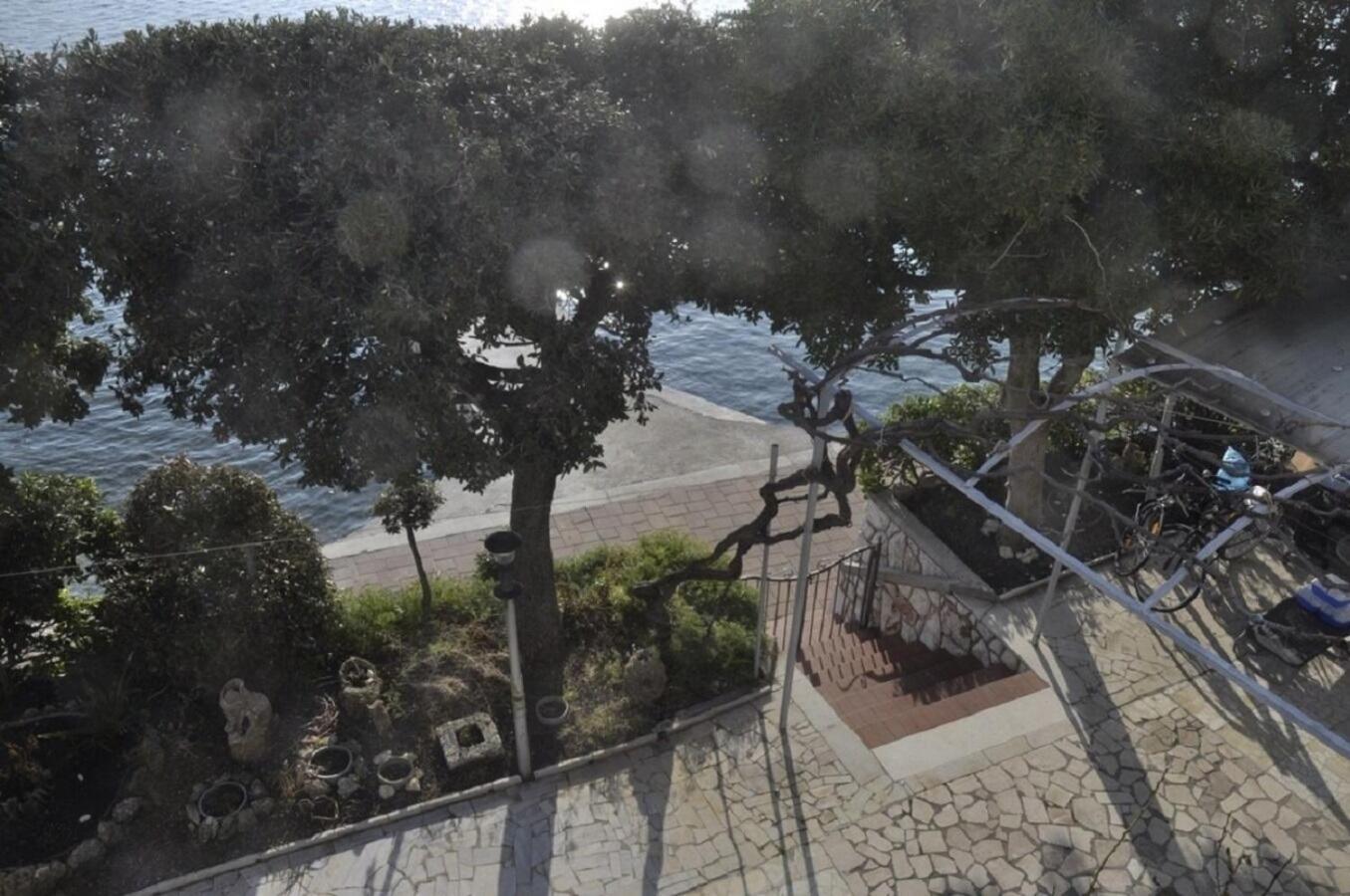 Apartments Petar - 6M From The Sea Barbat na Rabu Εξωτερικό φωτογραφία
